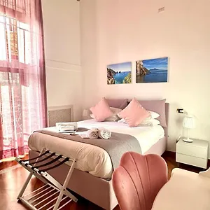Pink Star Luxury Napoli